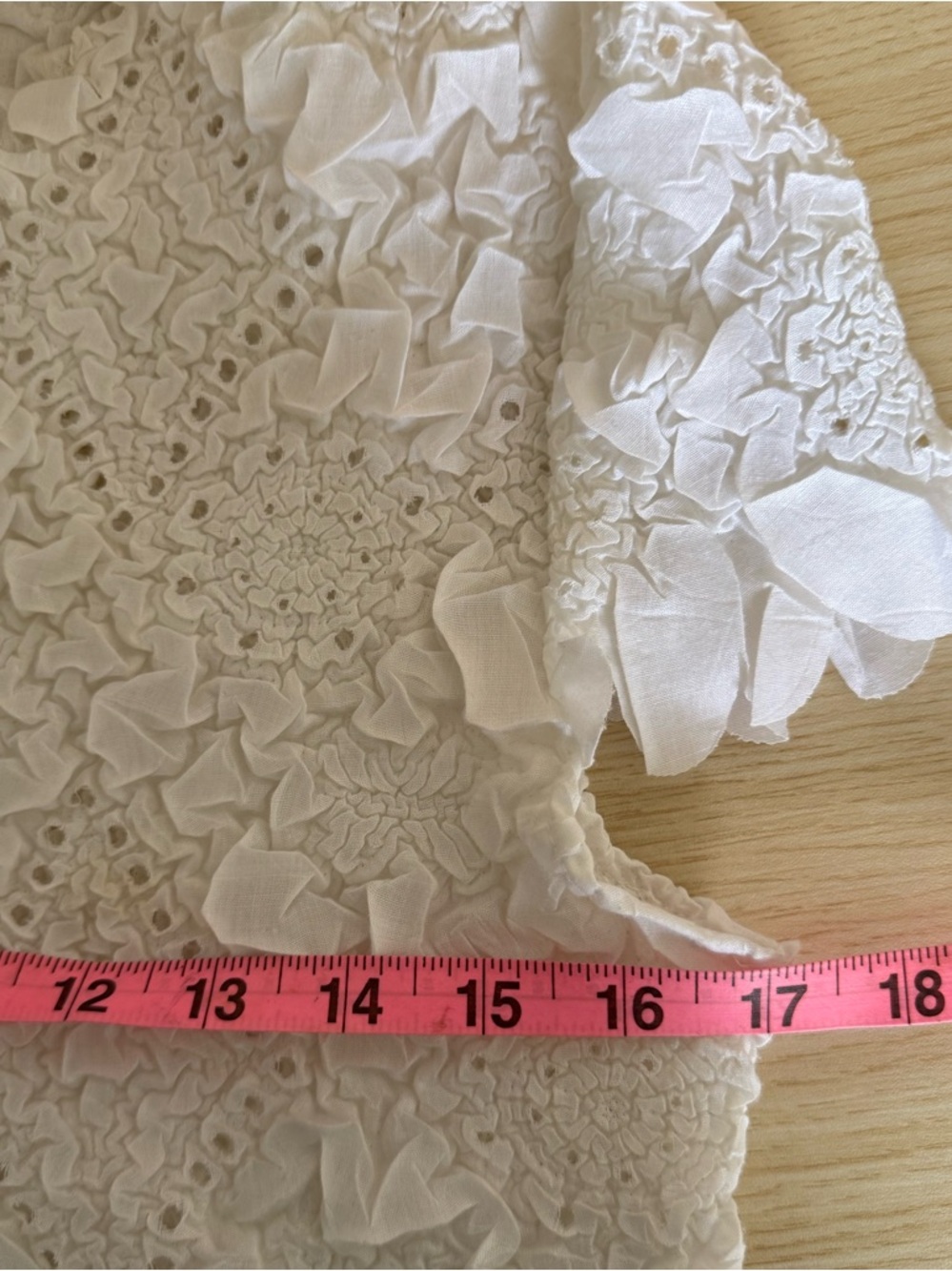 Alison Sheri Textured Lace Appliqué Top White Floral - Picture 6 of 6